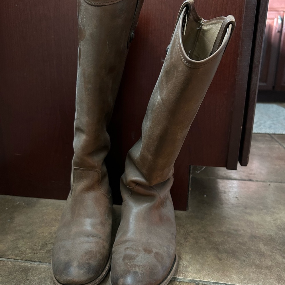 Frye- Melissa boot size 8.5